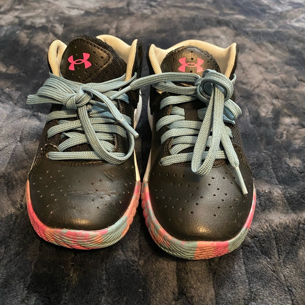 Under Armour Black and Pink Sneakers Versatile Athletic Design